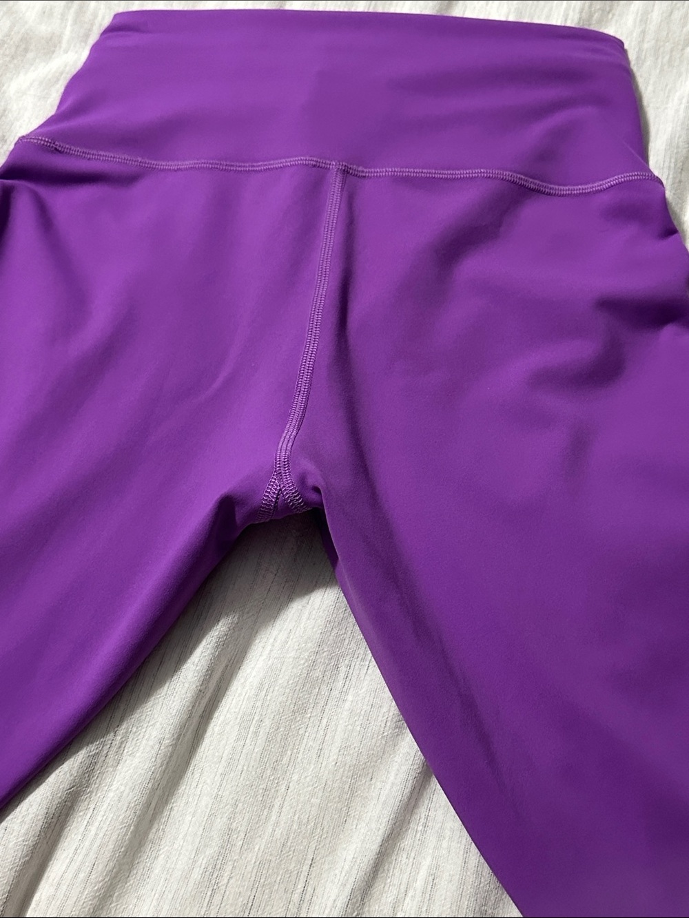 Lululemon Wunder Train High Rise Crops - Picture 6 of 9